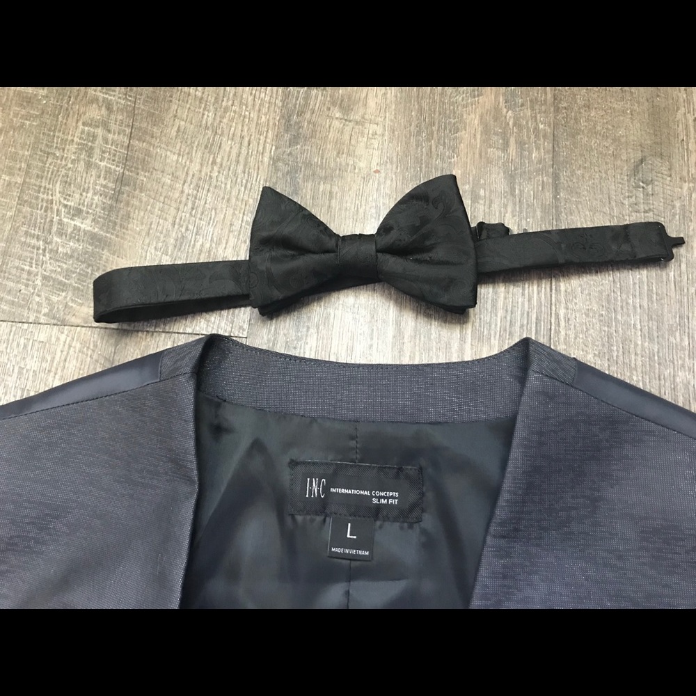 BLACK ALFANI FLORAL BOW TIE - Picture 5 of 5